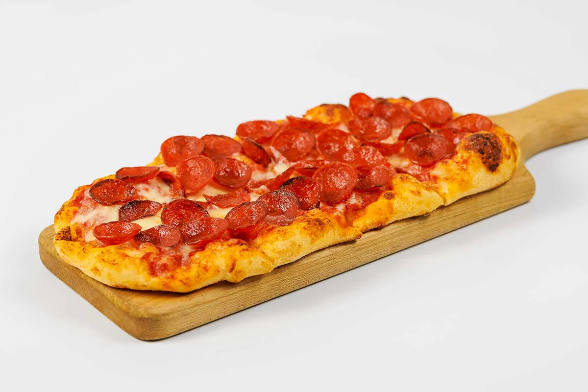 Pepperoni Flatbread Pizza Image