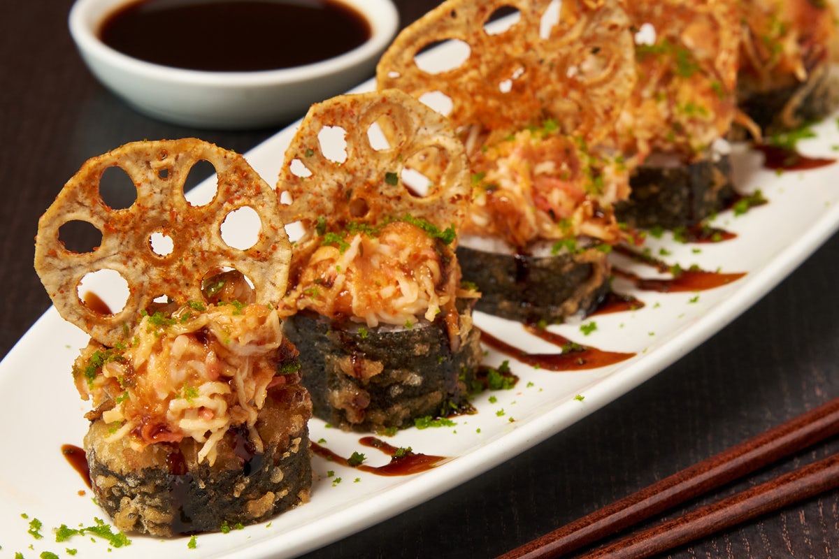 SPICY LOTUS TEMPURA ROLL