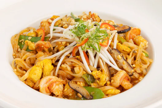 Thai Stir Fried Noodles with Shrimp