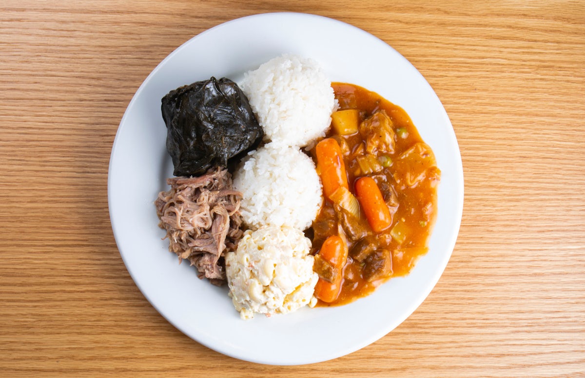 Hawaiian Plate Deluxe