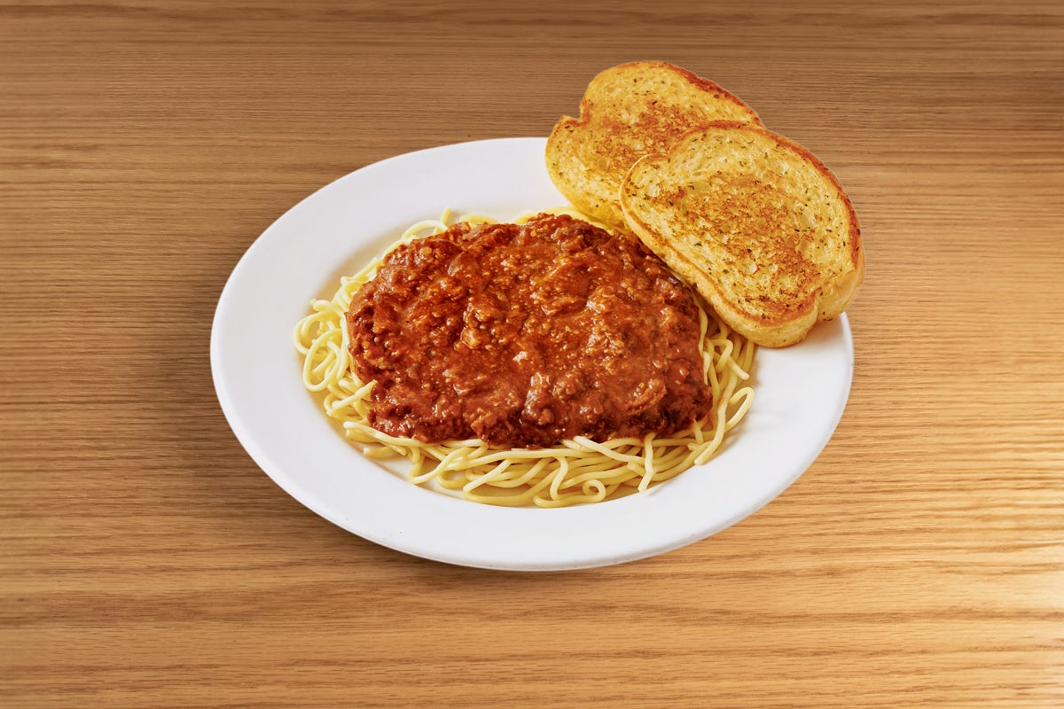 Spaghetti with Garlic Bread