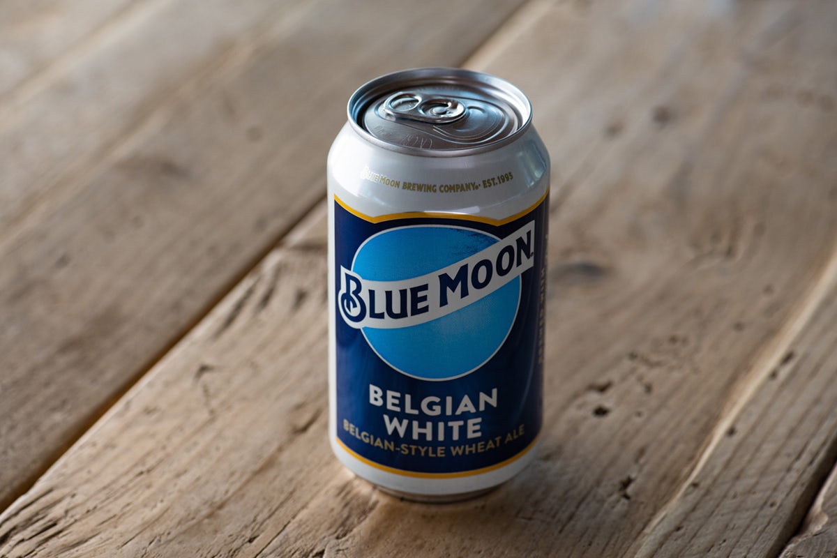 Beer Seltzer Blue Moon 5 4 ABV Stonefire Grill beer-seltzer-blue-moon-5-4-abv-stonefire-grill