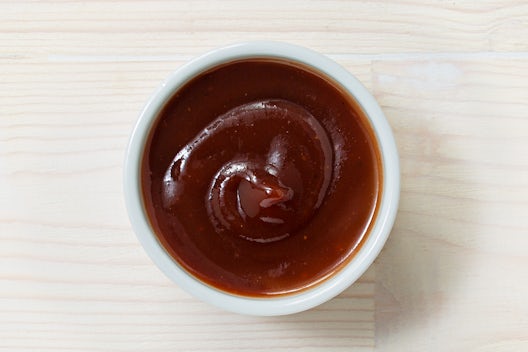 Order Extra BBQ Sauce food online from Showmars store, Huntersville on bringmethat.com