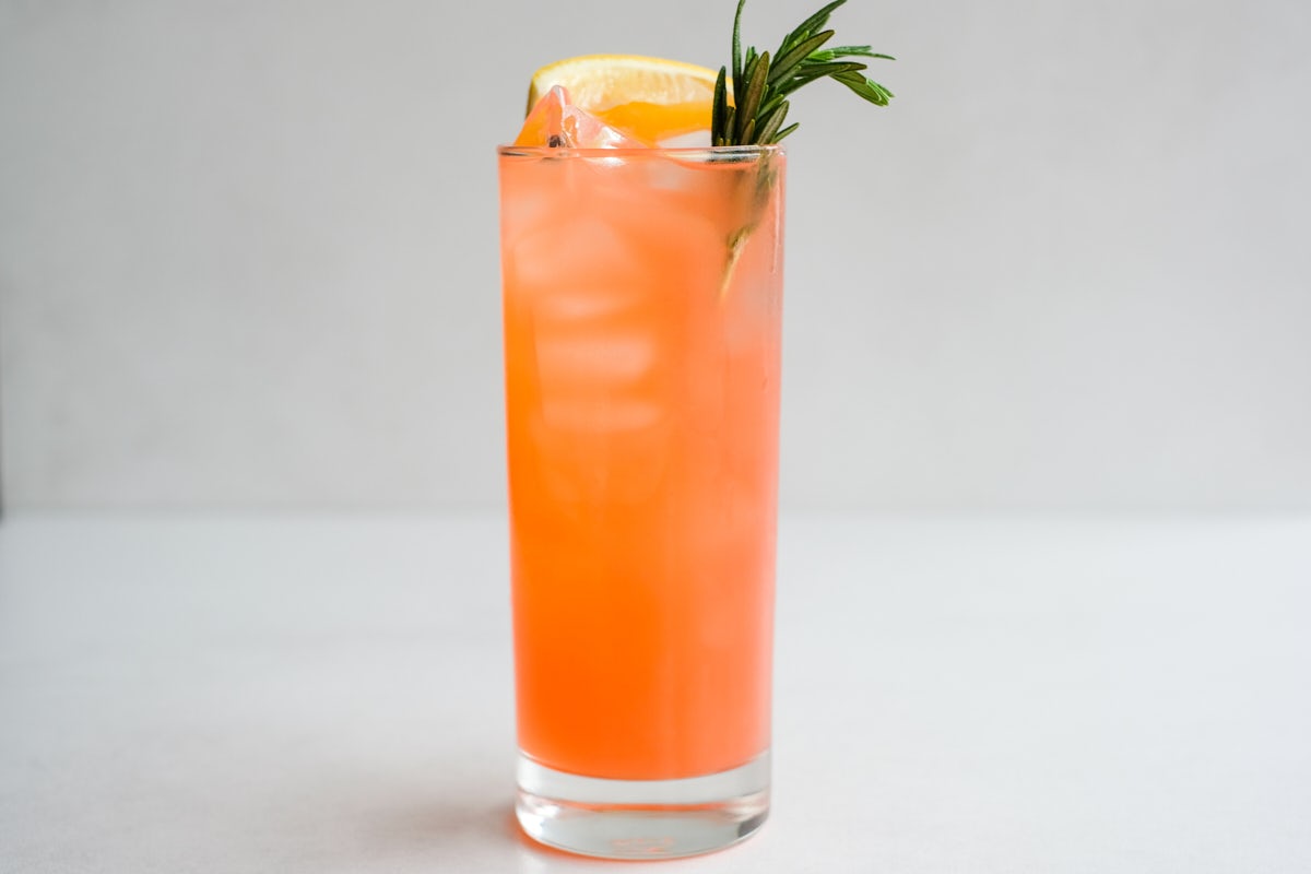 STRAWBERRY ROSEMARY LEMONADE