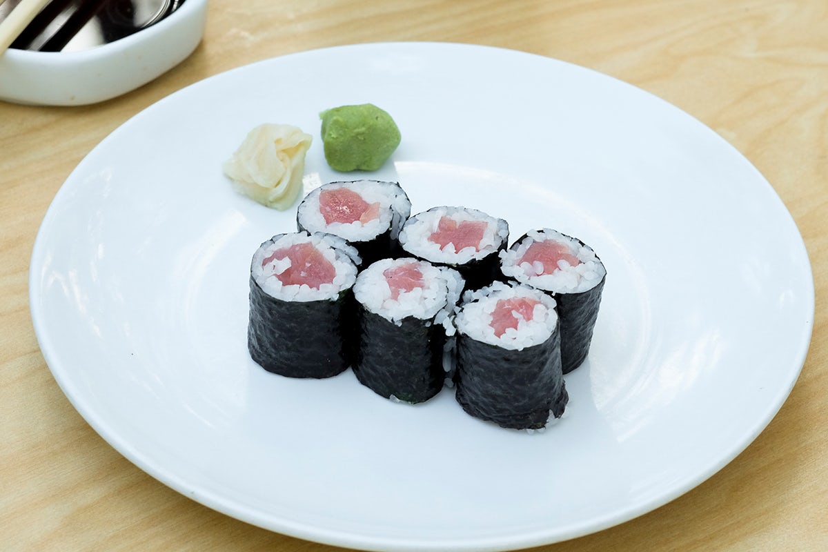 TUNA* ROLL