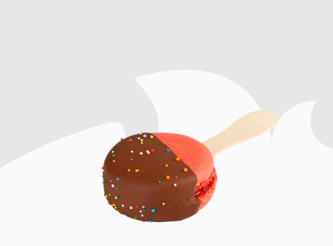 Chocolate & Strawberry Macaron