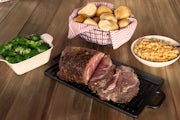 Order Roadhouse Family Dinner (Hot & Ready) food online from Logan's Roadhouse store, Wichita on bringmethat.com